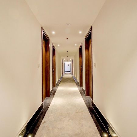 Super Townhouse Oak Aurelia Grand Lucknow Exterior foto